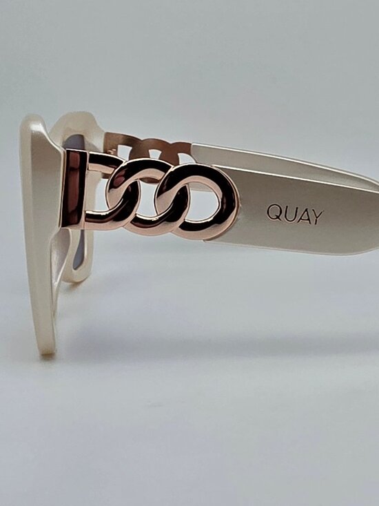 Quay Australia Chain Reaction Pearl Frame Gold Mirror Lens Cat Eye Sunglasses main image 10